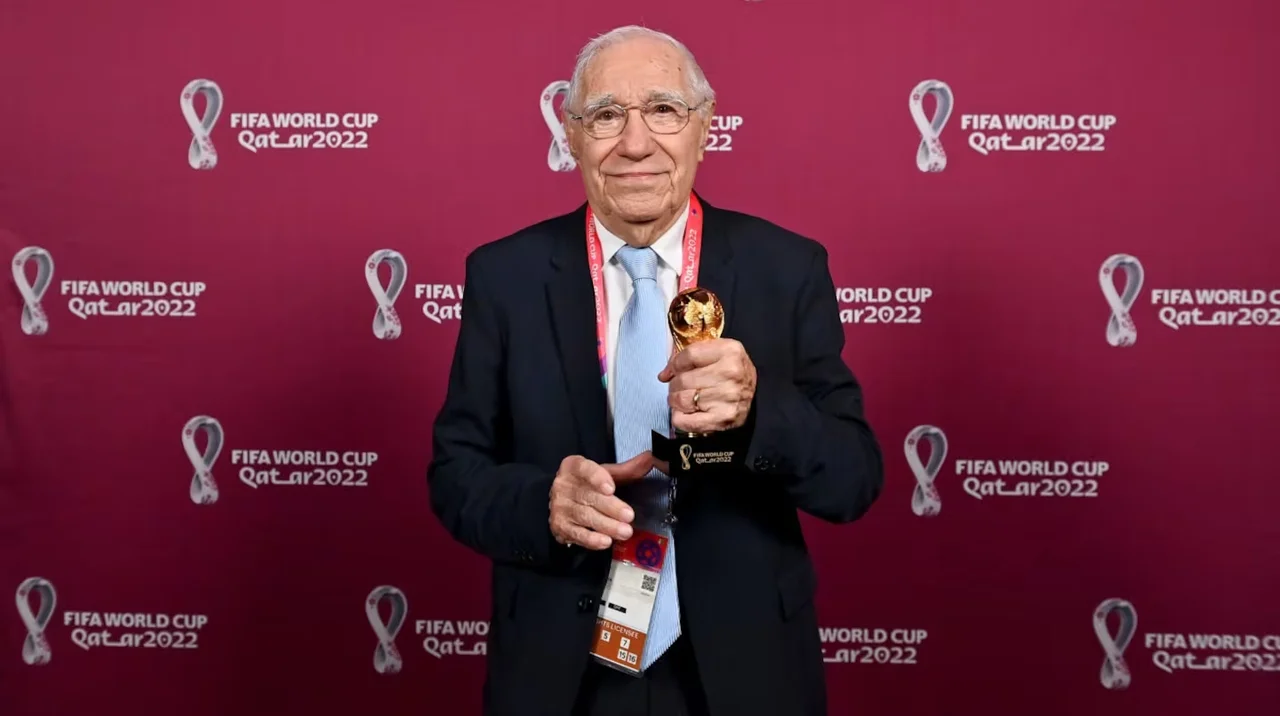 A los 91 años, Macaya Márquez se prepara para cubrir su 18° Mundial consecutivo - Medios Provincia