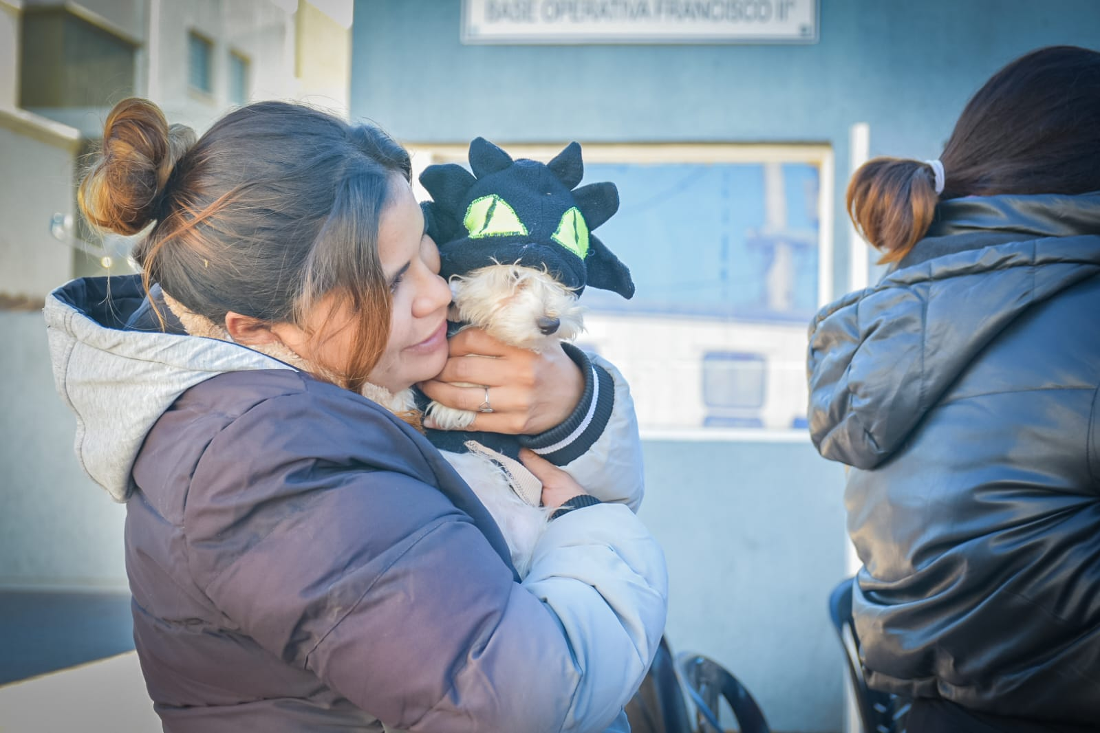 Salud desplegó un operativo veterinario integral con vacunación, castración y prevención en el barrio Francisco II - Medios Provincia